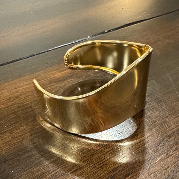 BaubleBar Elegant Gold Cuff Bracelet - Picture 3 of 3
